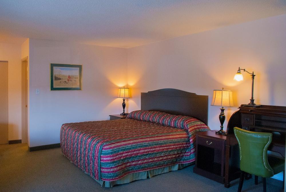 Grama's Inn Prince George Bagian luar foto